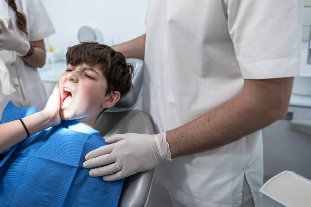 Best Emergency Dental Care for Abscessed Tooth in Tutwiler, MS